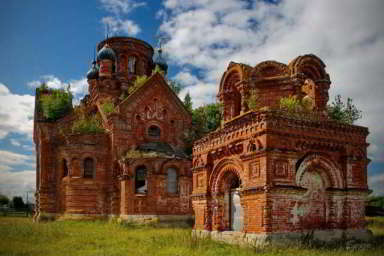 Таман. Церковь Петра и Павла.